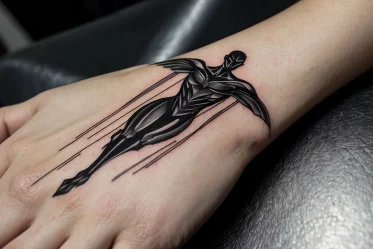 Tatouage graphique par Mélanie